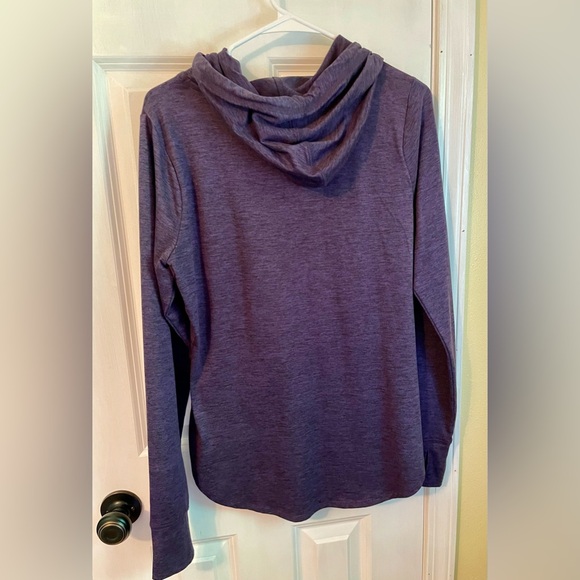 Gaiam Long sleeve hooded sweatshirt - Picture 5 of 8
